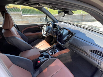 SUBARU Forester 2.0i Touring MY2025 - NOVINKA